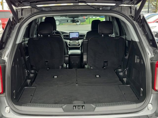 Certified 2024 Ford Explorer XLT w/ Equipment Group 202A image 8