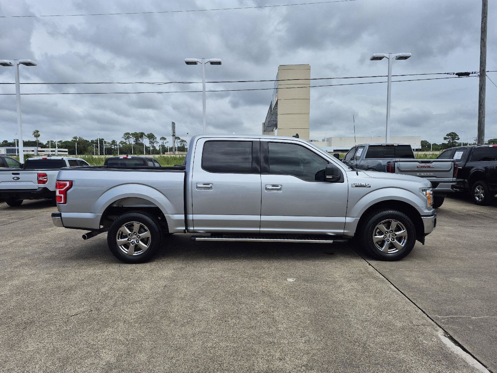 Certified 2020 Ford F150 XLT w/ Equipment Group 302A Luxury RWD image 13