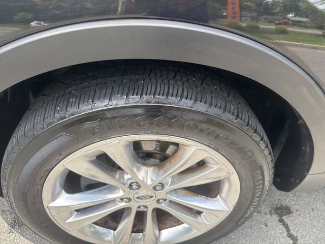 Certified 2019 Ford Explorer XLT w/ Equipment Group 202A AWD/4WD image 13