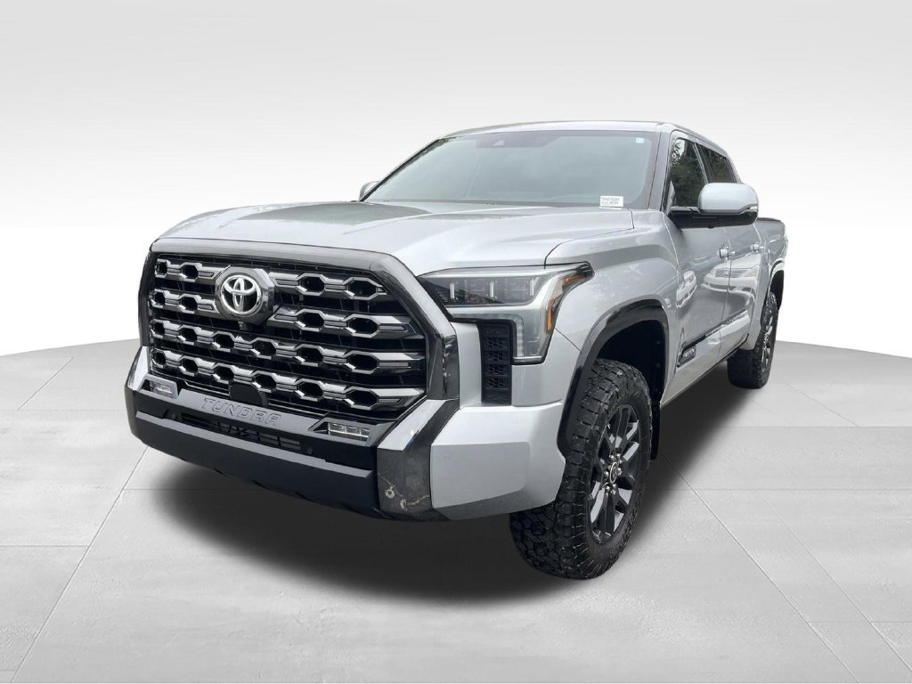 Used 2023 Toyota Tundra Platinum w/ Advanced Package AWD/4WD image 9