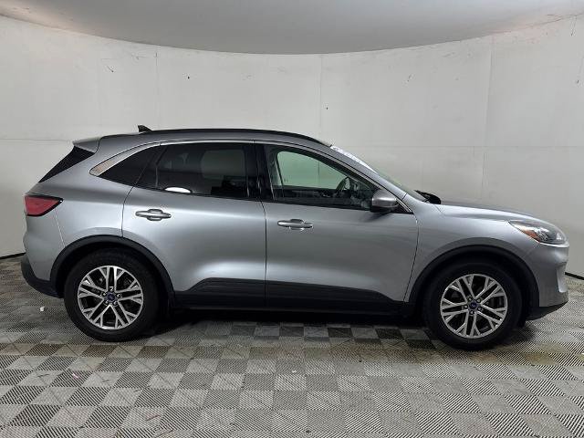 Certified 2022 Ford Escape SEL FWD image 2