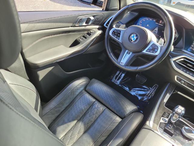 Used 2021 BMW X5 M50i w/ Executive Package image 19
