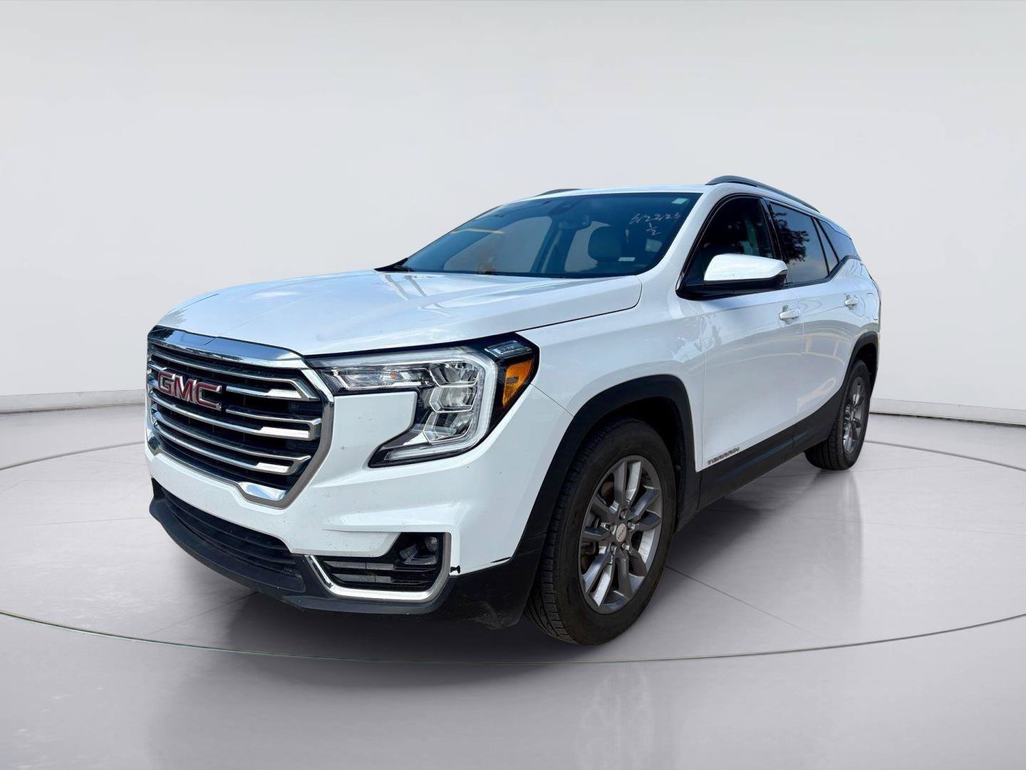 Used 2024 GMC Terrain SLT FWD image 7