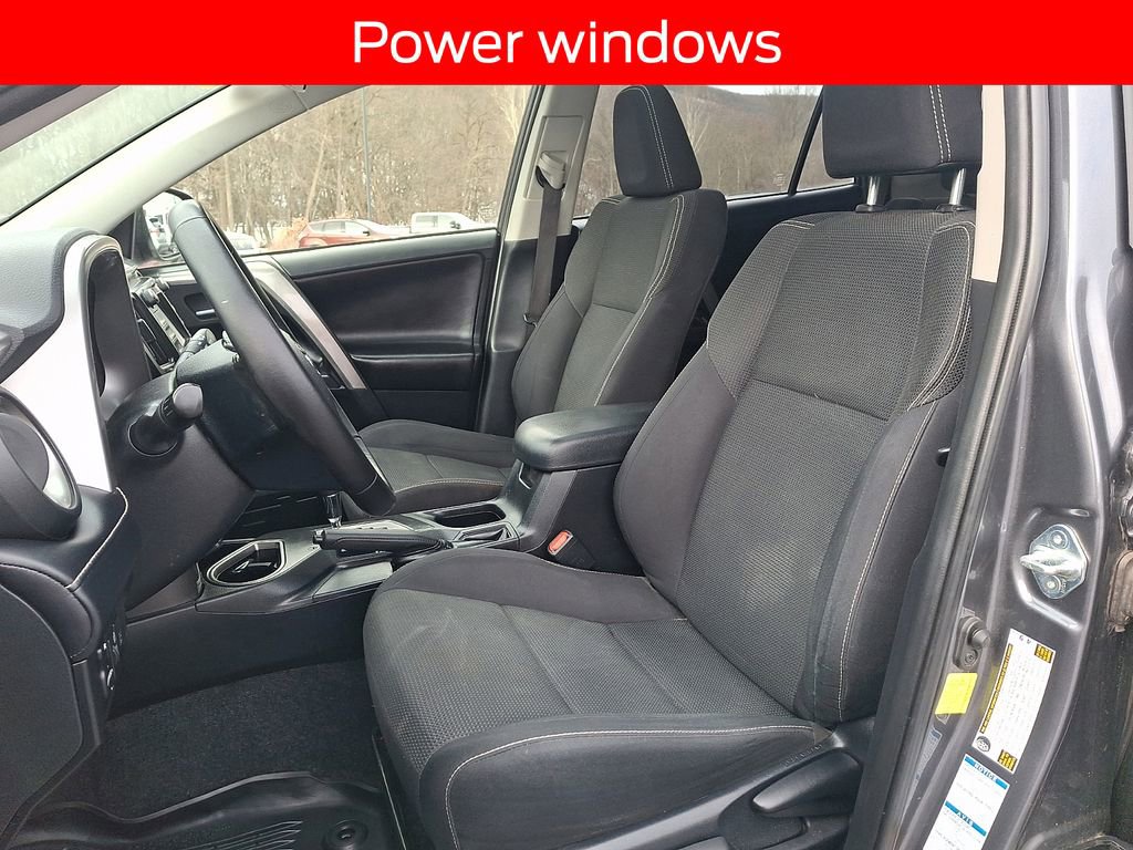 Used 2018 Toyota RAV4 XLE image 13