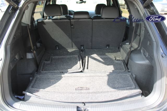 Used 2024 Volkswagen Tiguan SE R-Line FWD image 10