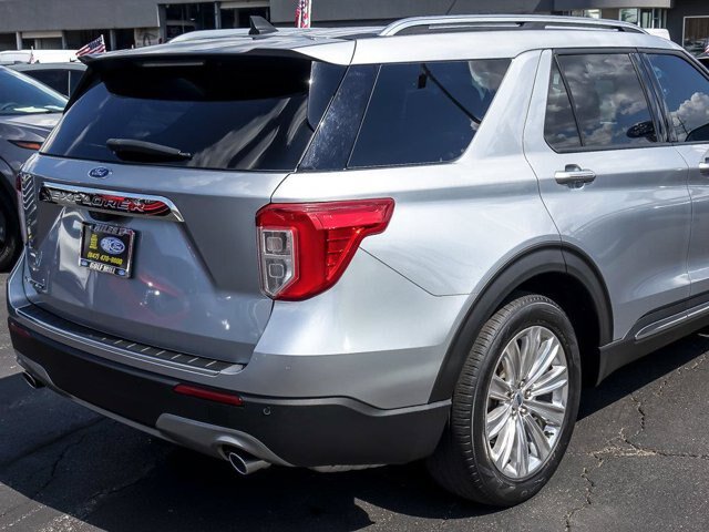 Certified 2023 Ford Explorer Limited w/ Limited Technology Package RWD image 9