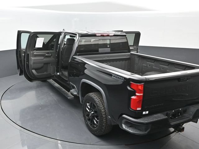 Used 2025 Chevrolet Silverado 2500 LTZ w/ LTZ Plus Package AWD/4WD image 23