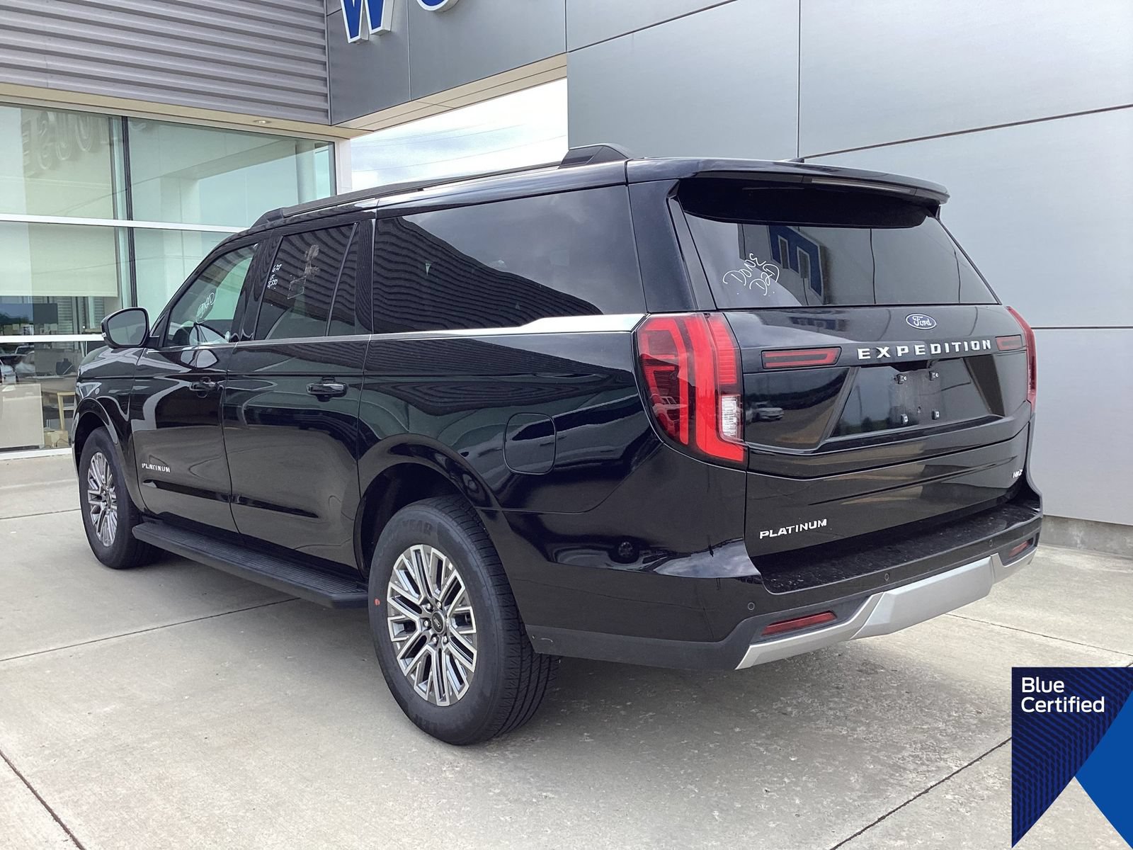 Certified 2026 Ford Expedition Max Platinum AWD/4WD image 4