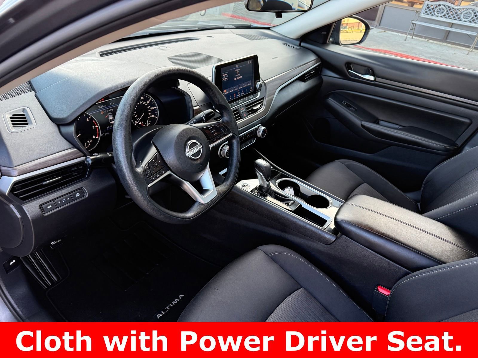 Used 2024 Nissan Altima 2.5 SV image 11