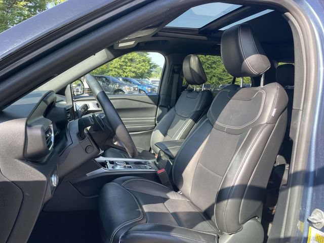 Certified 2020 Ford Explorer ST w/ Premium Technology Package AWD/4WD image 23