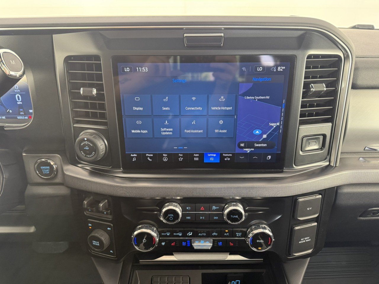 Certified 2025 Ford F250 Platinum AWD/4WD image 21