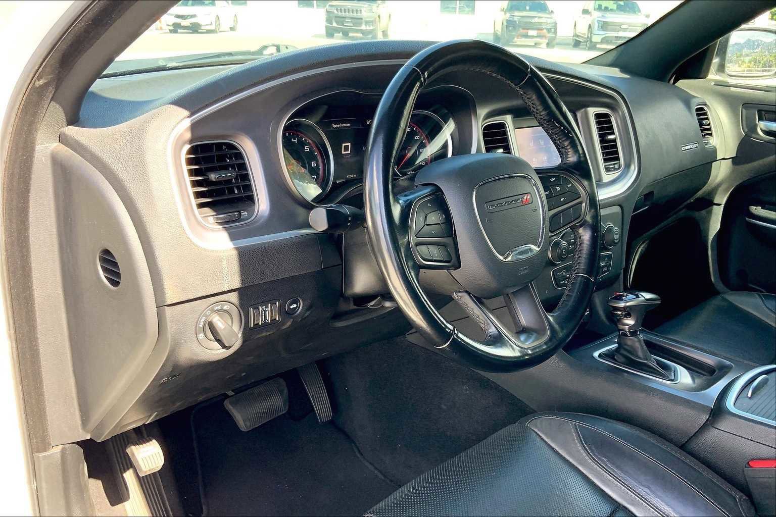 Used 2021 Dodge Charger SXT w/ Leather Interior Group image 8