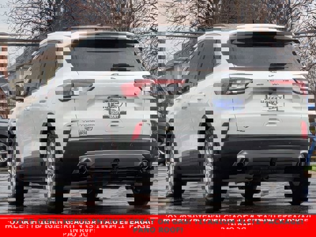 Certified 2021 Ford Escape Titanium w/ Titanium Elite Package FWD image 5