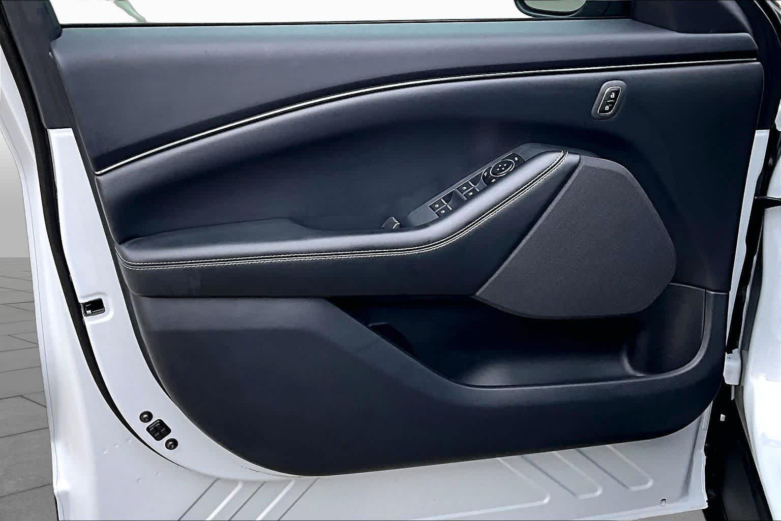 Certified 2023 Ford Mustang Mach-E Select AWD/4WD image 21