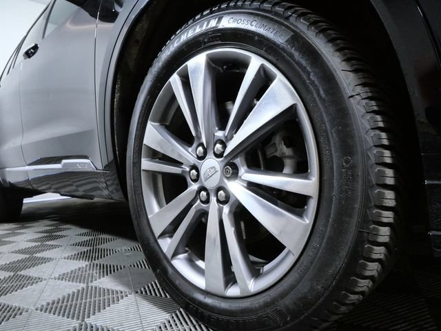 Used 2022 Cadillac XT6 Premium Luxury AWD/4WD image 2