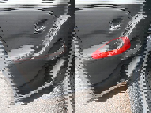 Used 2023 Nissan Frontier PRO-4X w/ Pro-4X Premium Package image 12