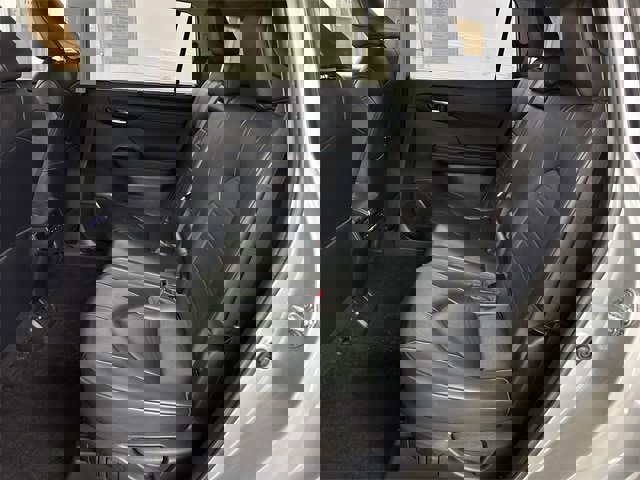 Used 2023 Toyota Highlander L image 13