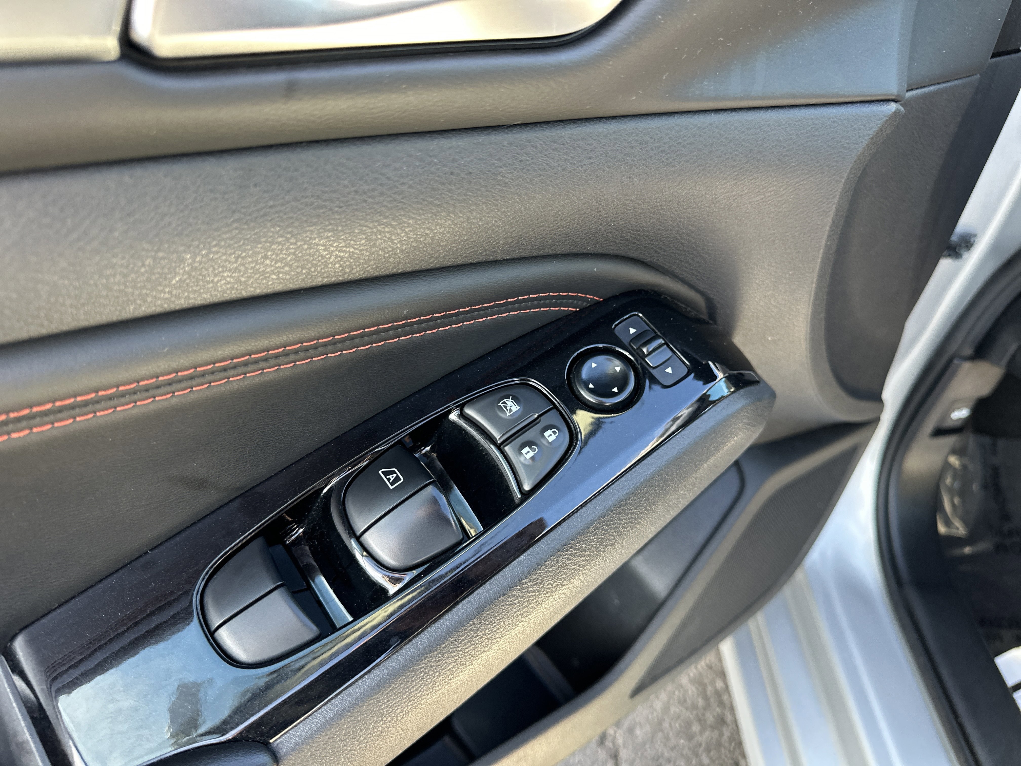 Used 2023 Nissan Altima 2.5 SR image 12