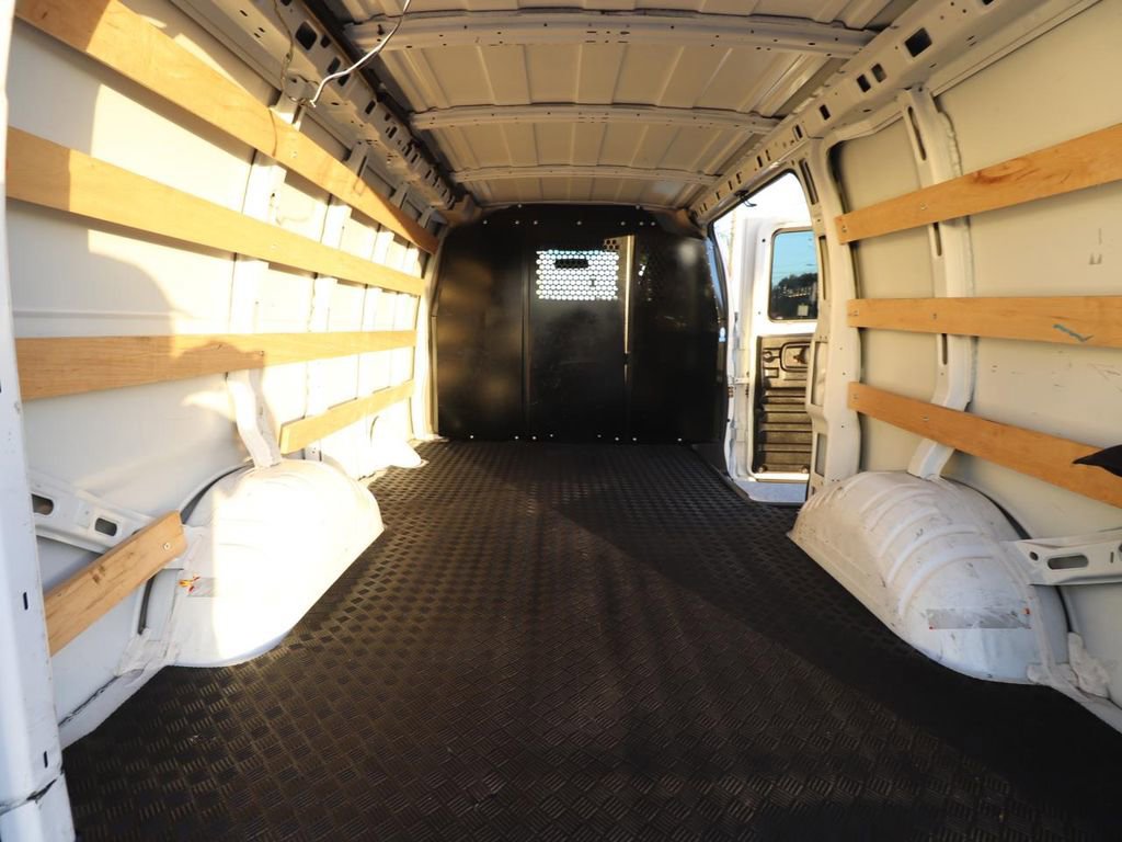 Used 2024 GMC Savana 2500 w/ Driver Convenience Package image 16