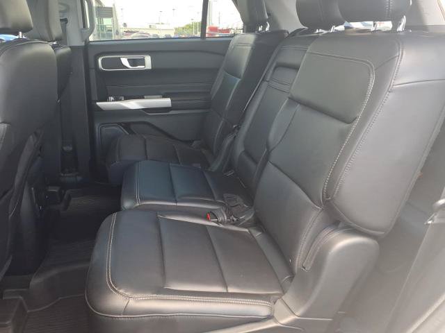 Certified 2023 Ford Explorer XLT w/ Equipment Group 202A AWD/4WD image 13