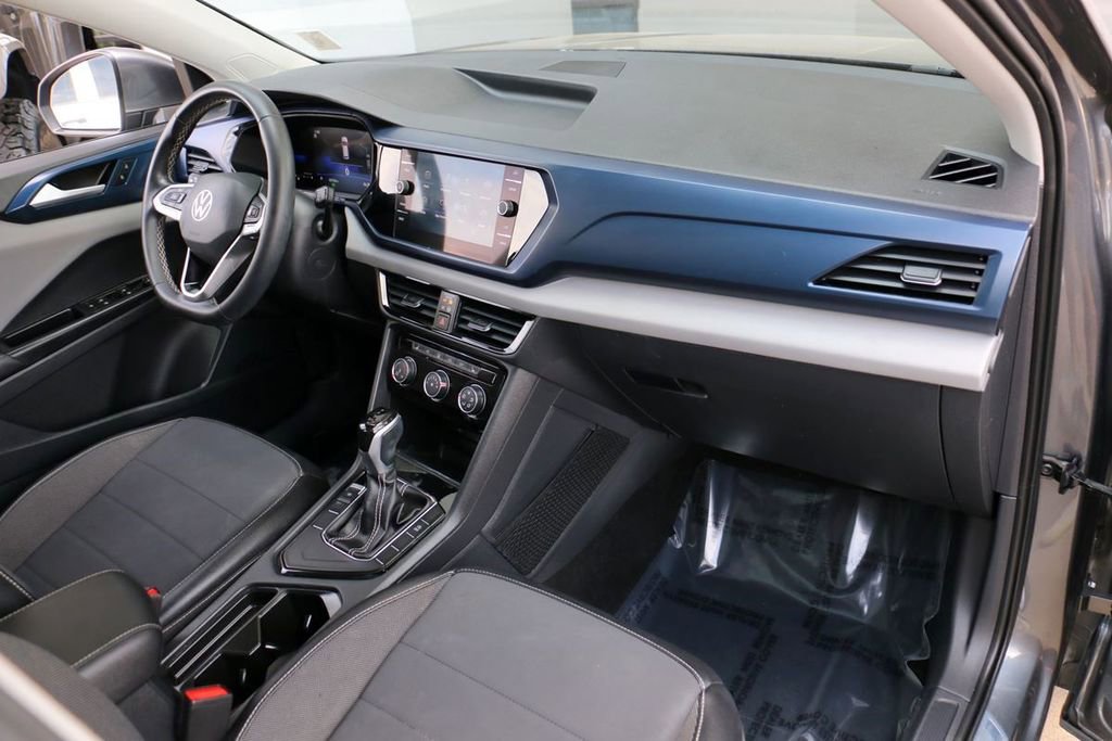 Used 2023 Volkswagen Taos SE FWD image 32