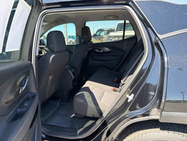 Used 2023 GMC Terrain SLE w/ Driver Convenience Package FWD image 13