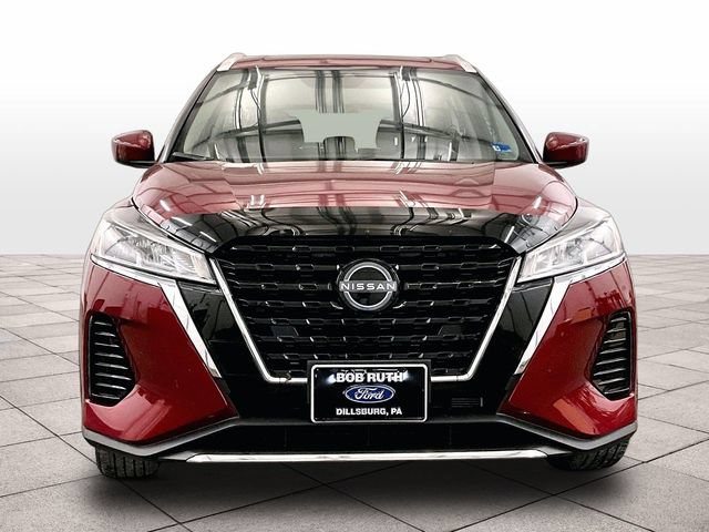 Used 2023 Nissan Kicks SV FWD image 3