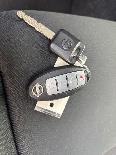 Used 2022 Nissan Frontier PRO-4X image 29