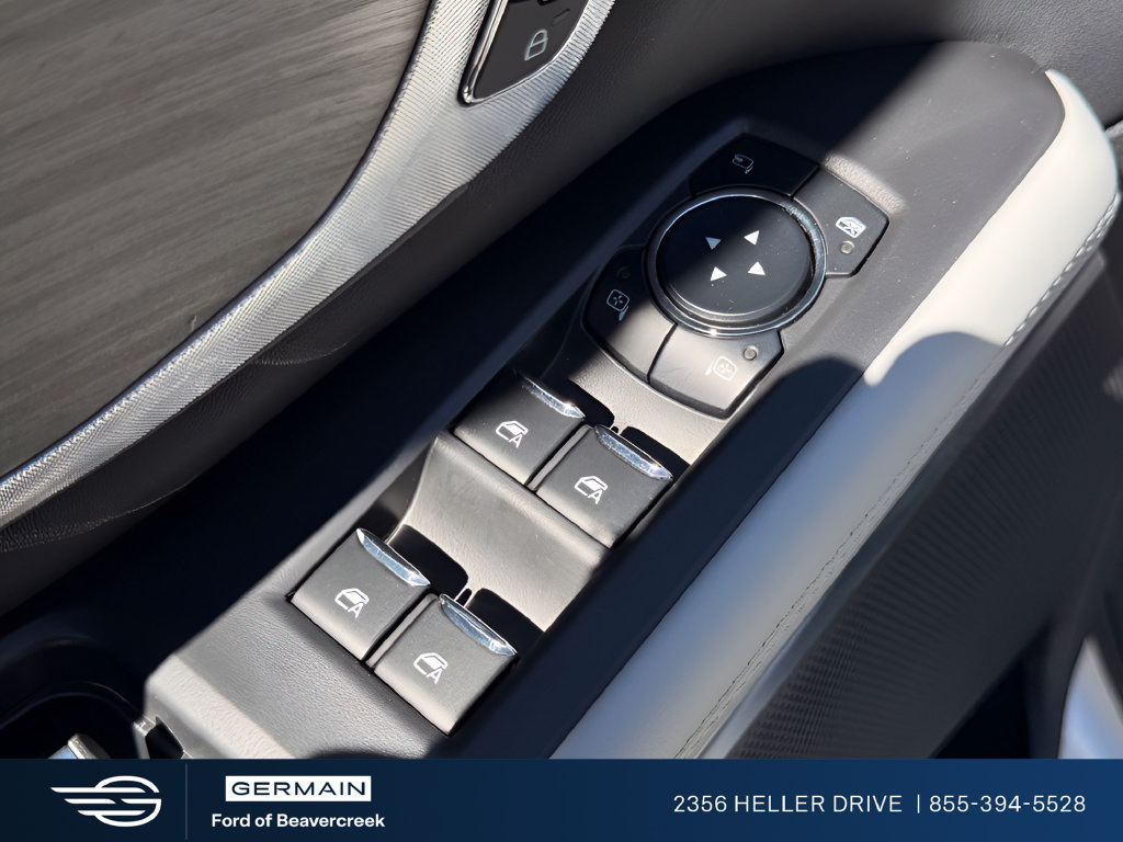 Certified 2025 Ford Expedition Platinum AWD/4WD image 12