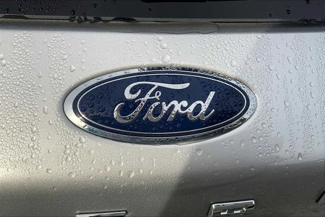 Certified 2020 Ford Escape SE image 32