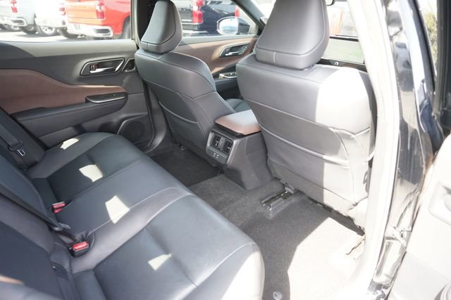 Used 2023 Toyota Crown AWD/4WD image 15