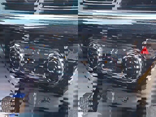 Used 2024 Chevrolet Trax RS w/ Driver Confidence Package image 13