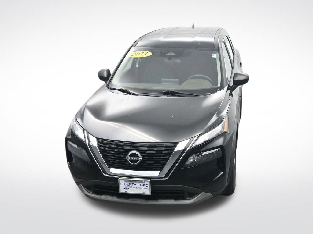 Used 2023 Nissan Rogue S AWD/4WD image 24