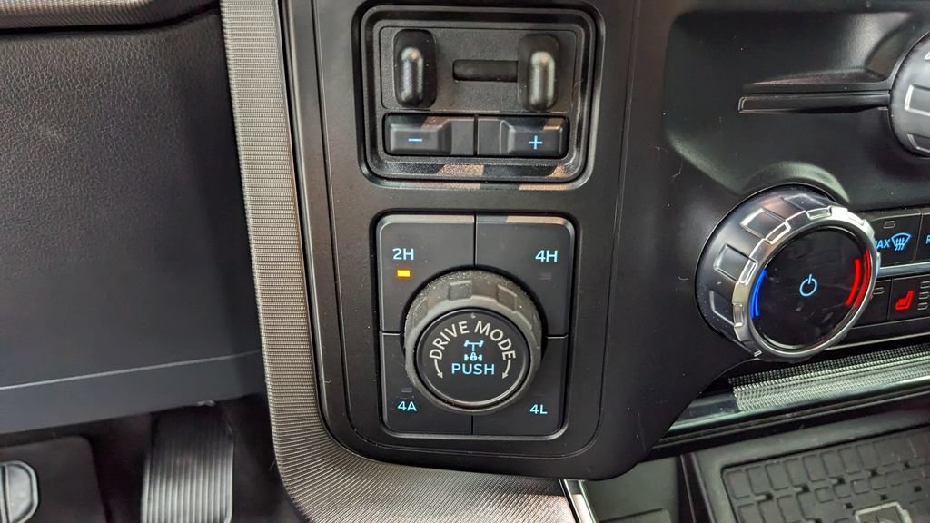 Certified 2024 Ford F150 Platinum w/ FX4 Off-Road Package AWD/4WD image 30