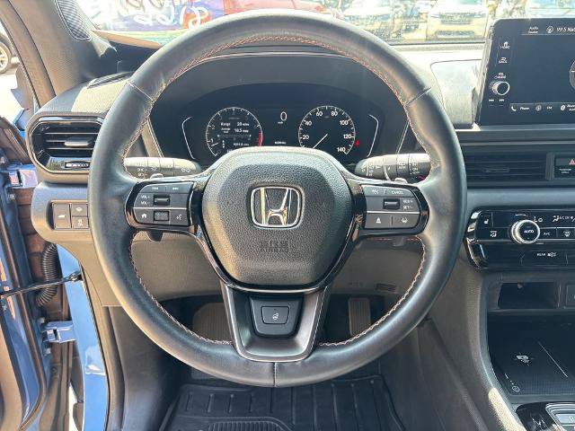 Used 2023 Honda Pilot TrailSport image 17