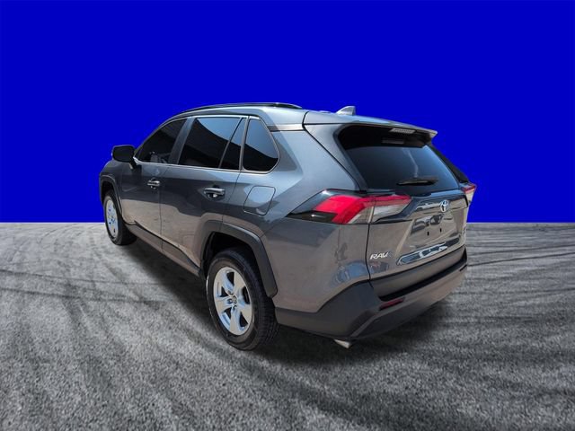 Used 2020 Toyota RAV4 XLE AWD/4WD image 6