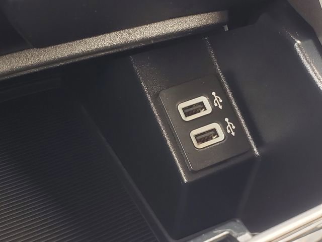 Certified 2020 Ford Edge SE w/ Cargo Accessory Package image 20