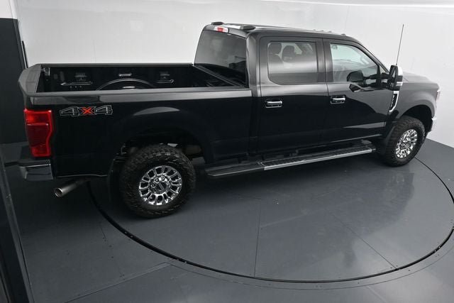 Certified 2022 Ford F250 XLT w/ XLT Premium Package AWD/4WD image 25