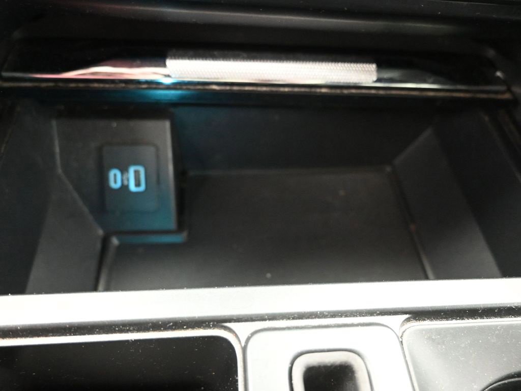 Certified 2021 Ford F150 Lariat image 31