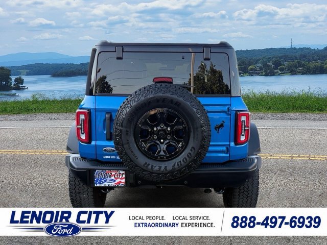 Certified 2025 Ford Bronco Badlands AWD/4WD image 4