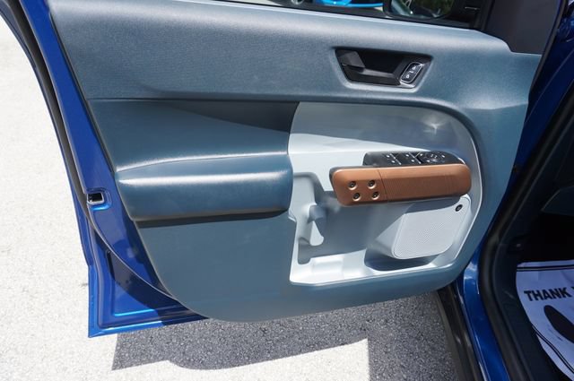 Certified 2024 Ford Maverick Lariat FWD image 27