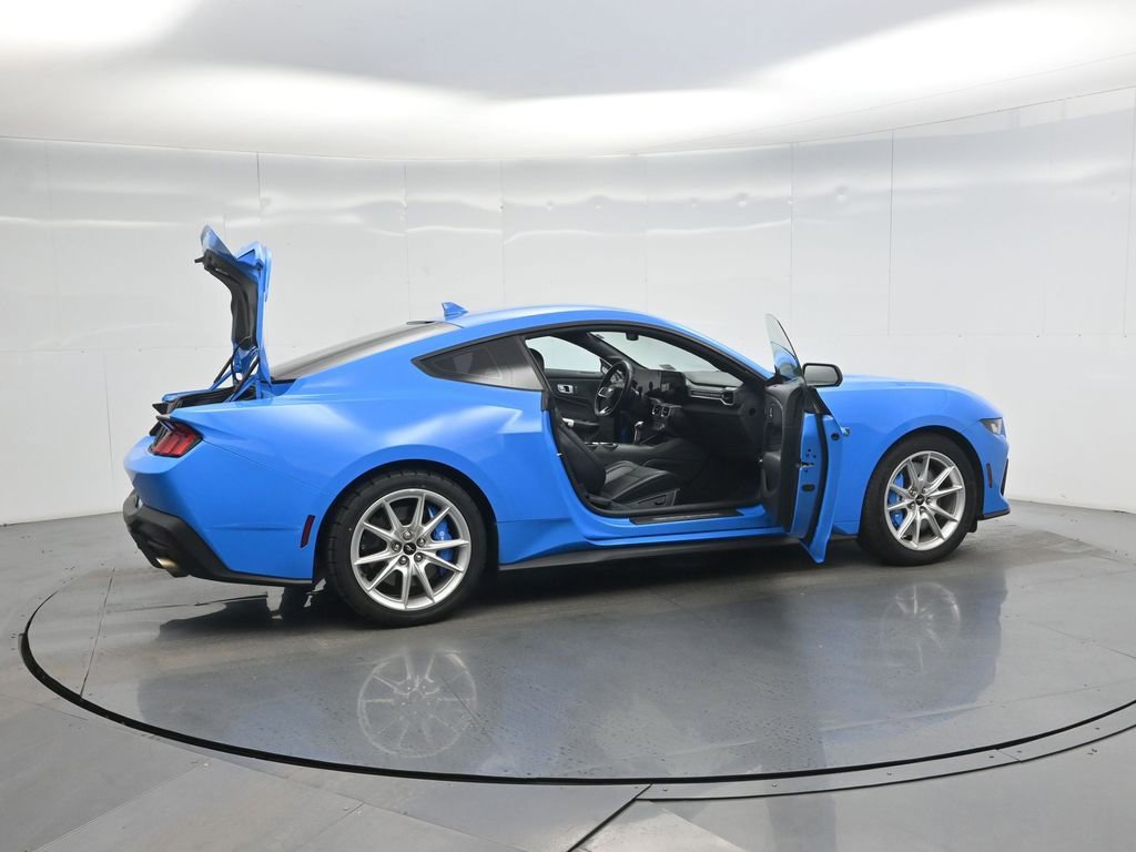Certified 2024 Ford Mustang GT Premium RWD image 5