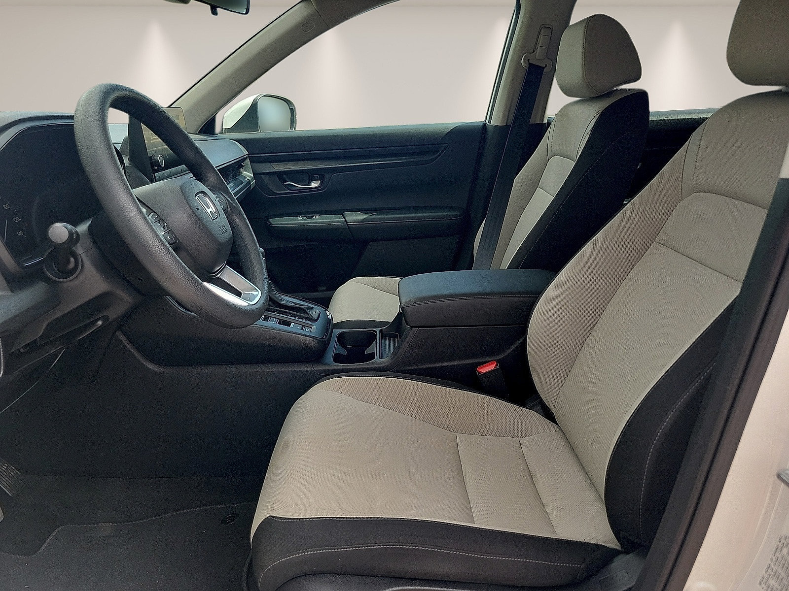 Used 2025 Honda CR-V LX image 12