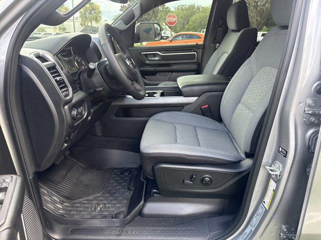 Used 2025 RAM 1500 Big Horn AWD/4WD image 16