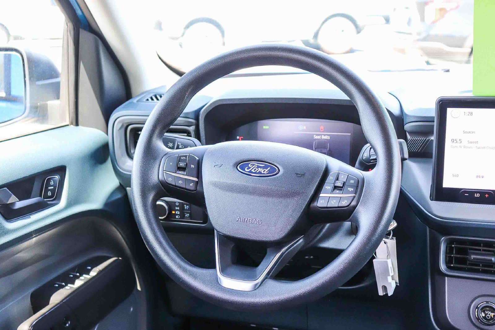 Certified 2025 Ford Maverick XL FWD image 16