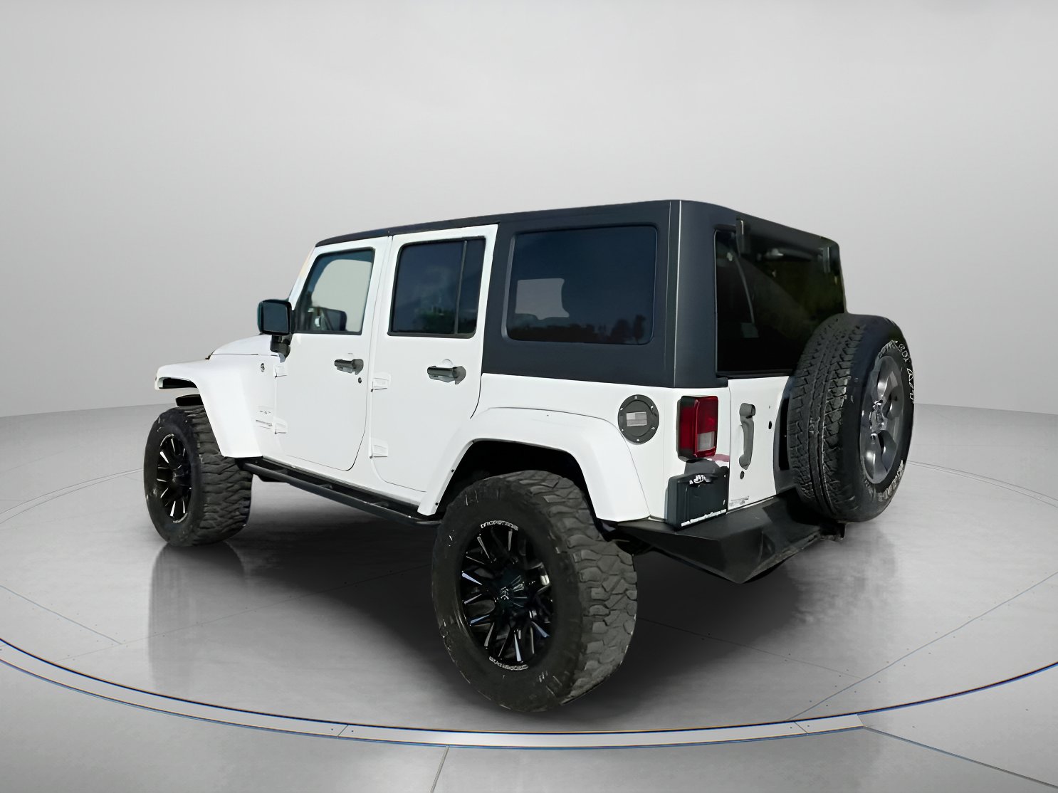 Used 2018 Jeep Wrangler Unlimited Sahara image 20