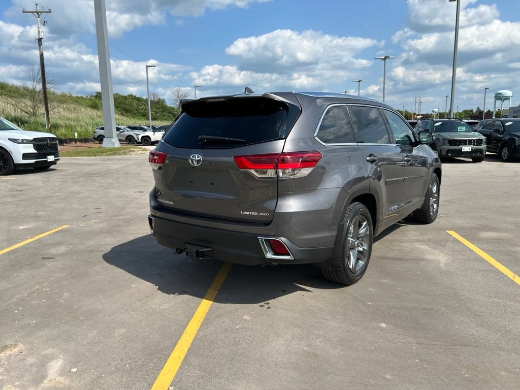 Used 2018 Toyota Highlander Limited Platinum AWD/4WD image 7