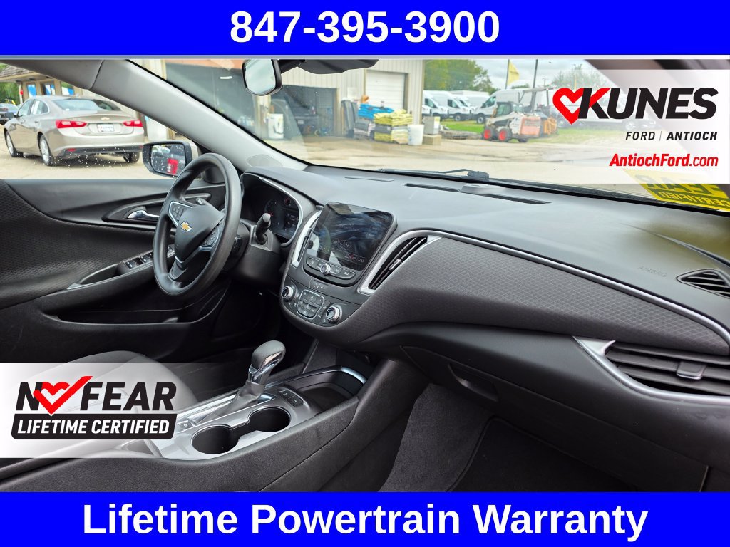 Used 2024 Chevrolet Malibu LT FWD image 34