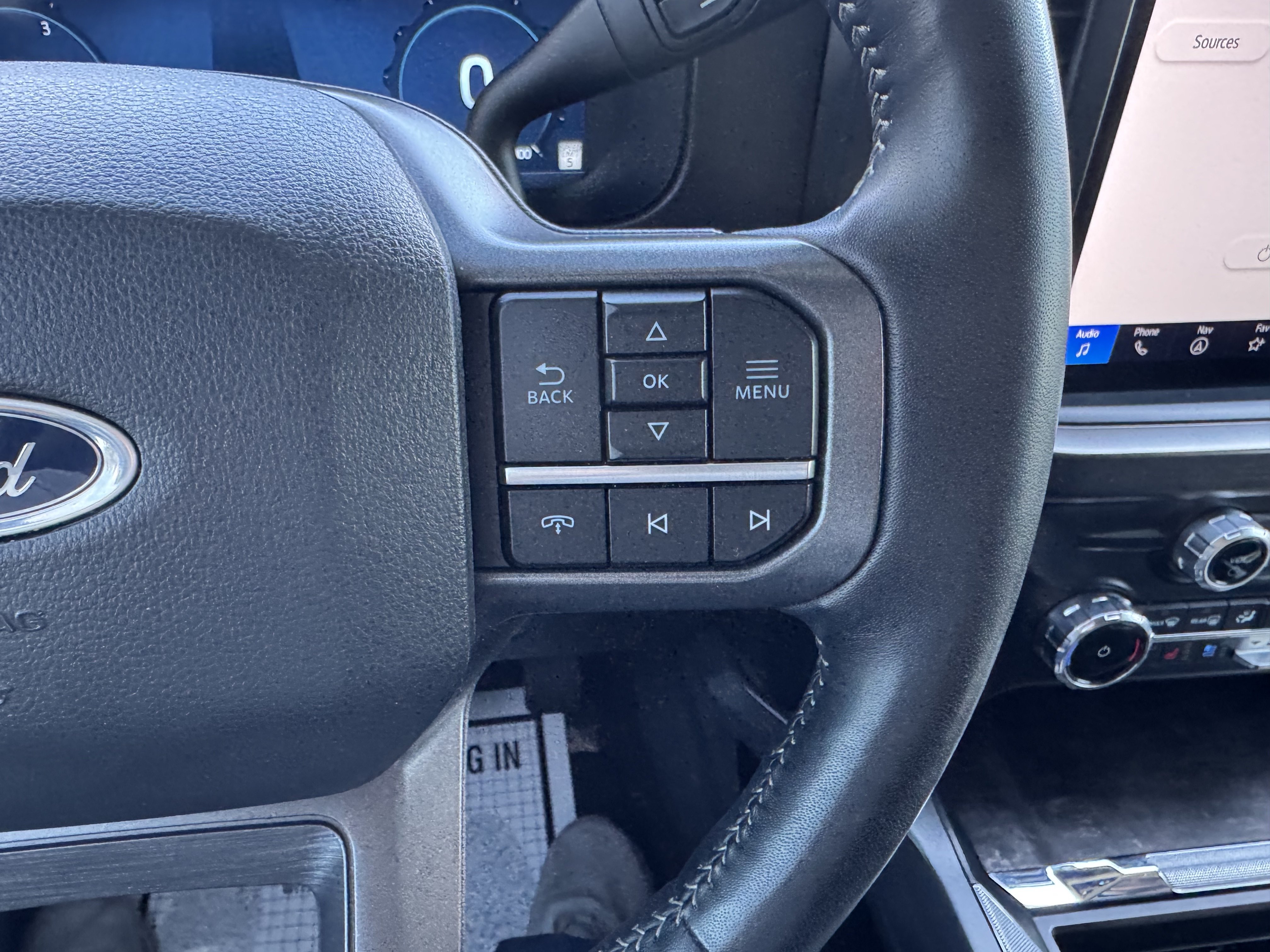 Certified 2024 Ford F250 Lariat w/ Lariat Ultimate Package AWD/4WD image 10