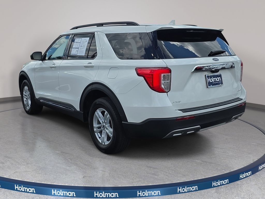 Certified 2023 Ford Explorer XLT w/ Equipment Group 202A AWD/4WD image 7